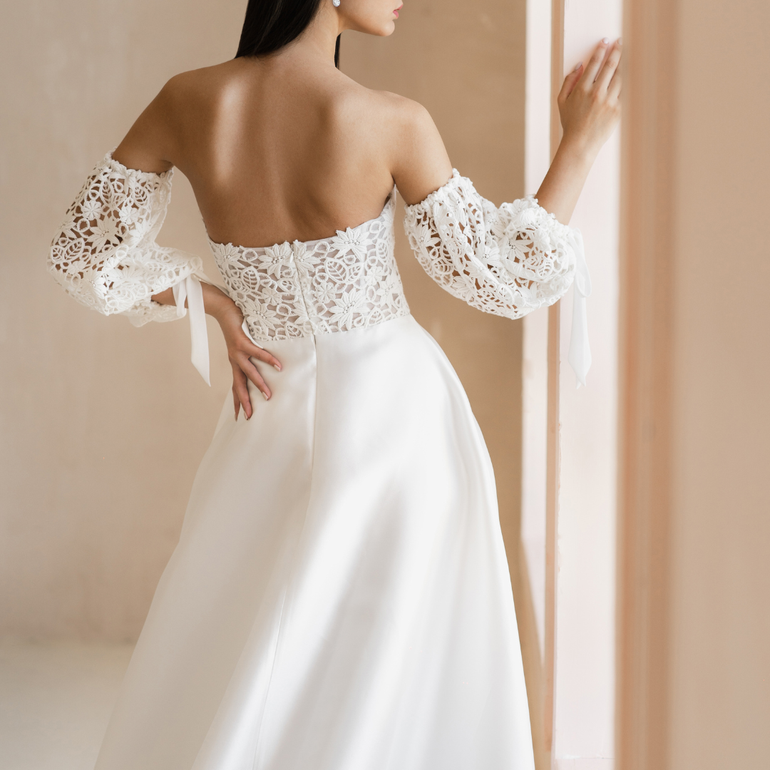Detachable cap sleeves top with beading and embroidery
