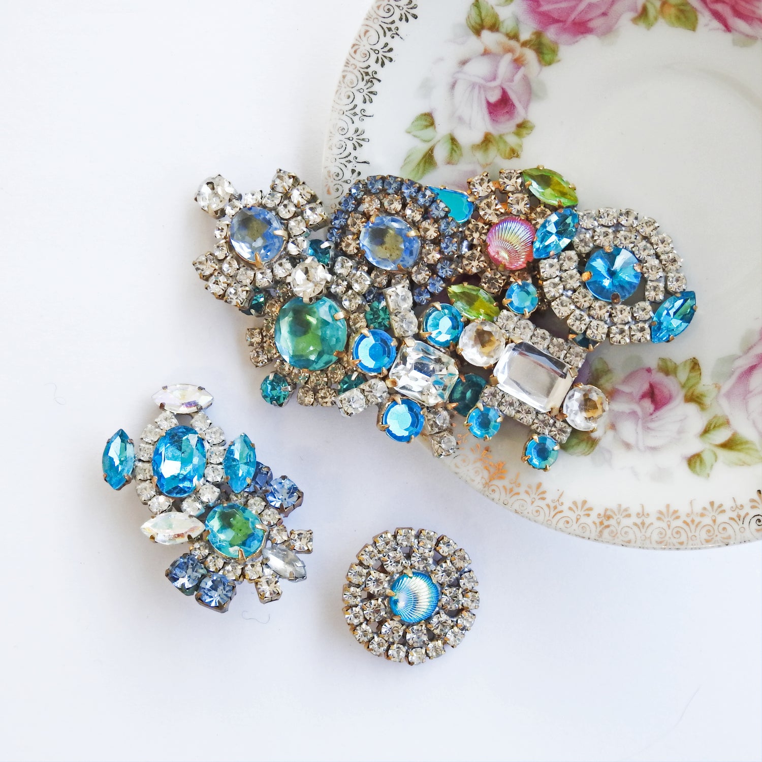 fancy buttons for clothes
