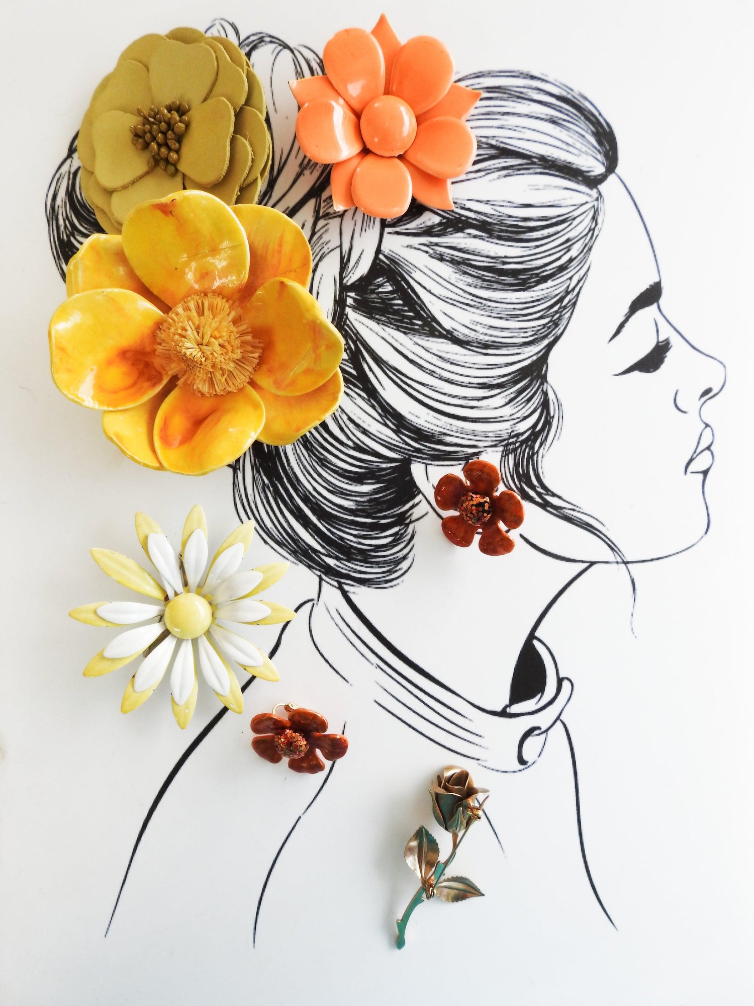 Vintage flower brooches - zazaofcanada