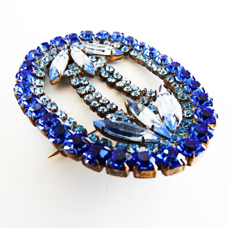 Vintage pins and brooches - zazaofcanada