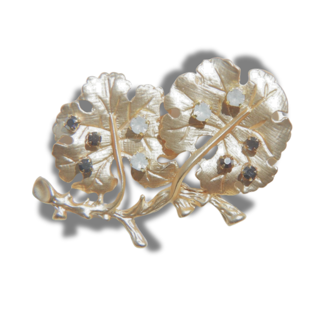 Ginkgo Leaf Ladies Brooch Pin