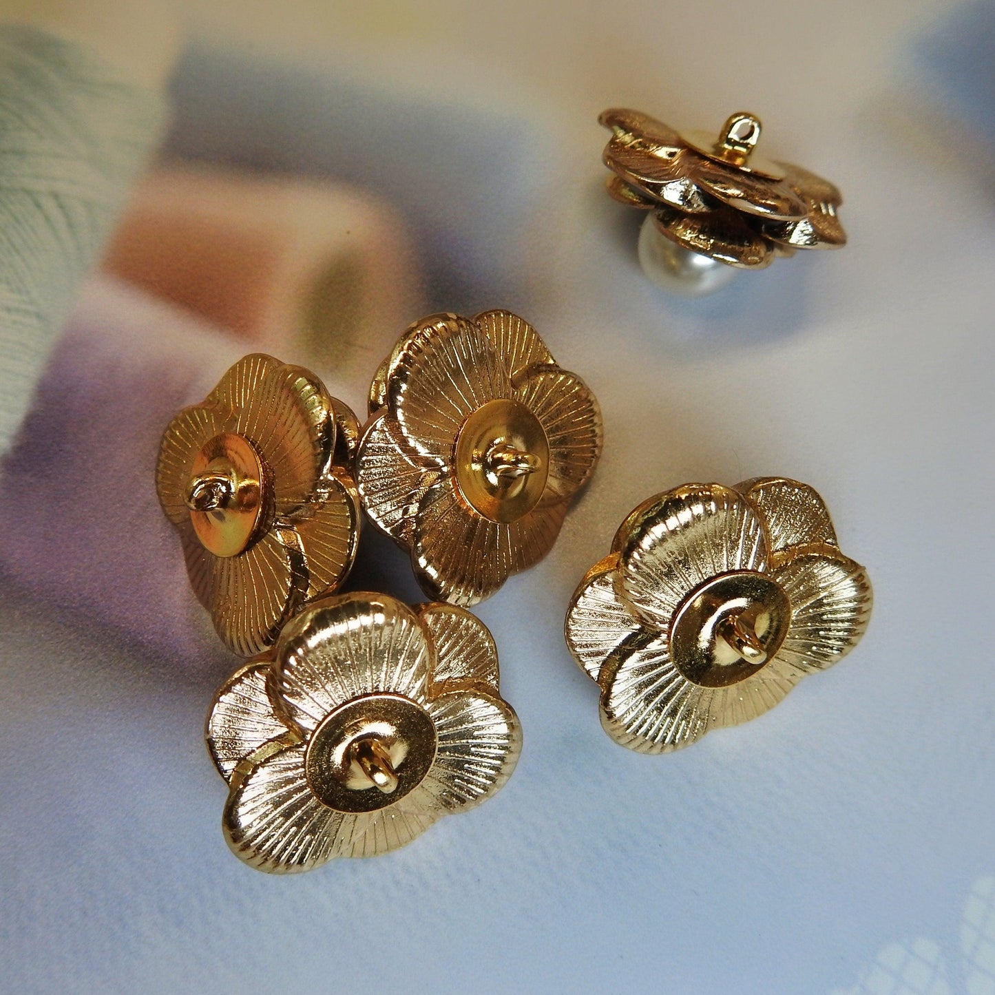 floral buttons