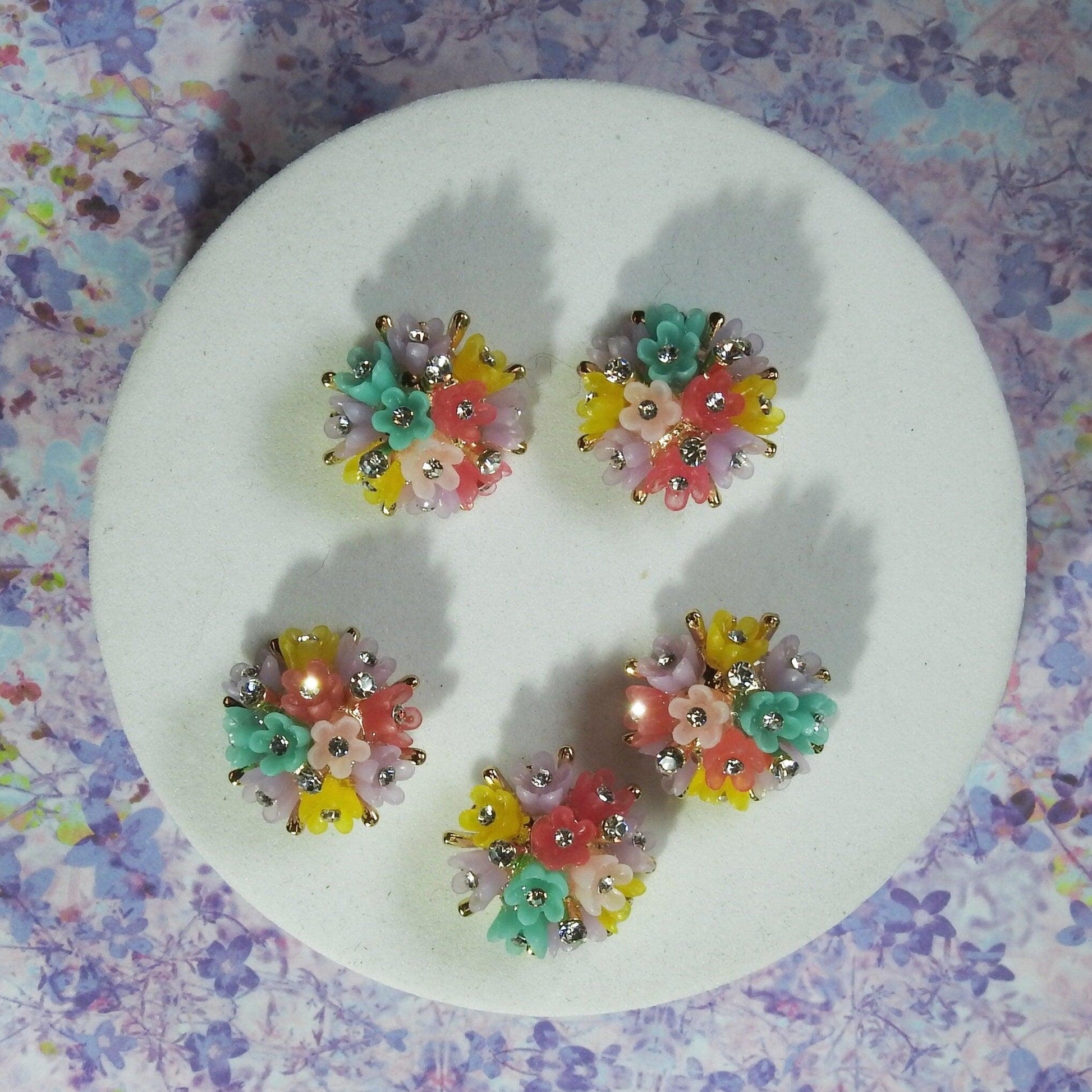 flower buttons with shank