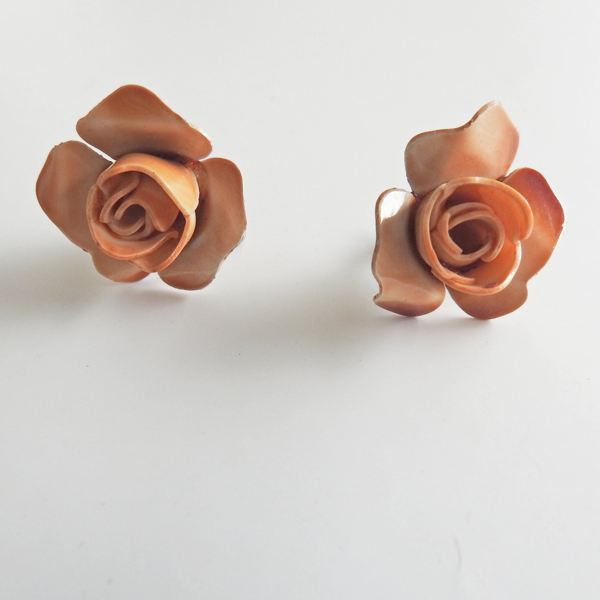 Retro flower earrings vintage clip