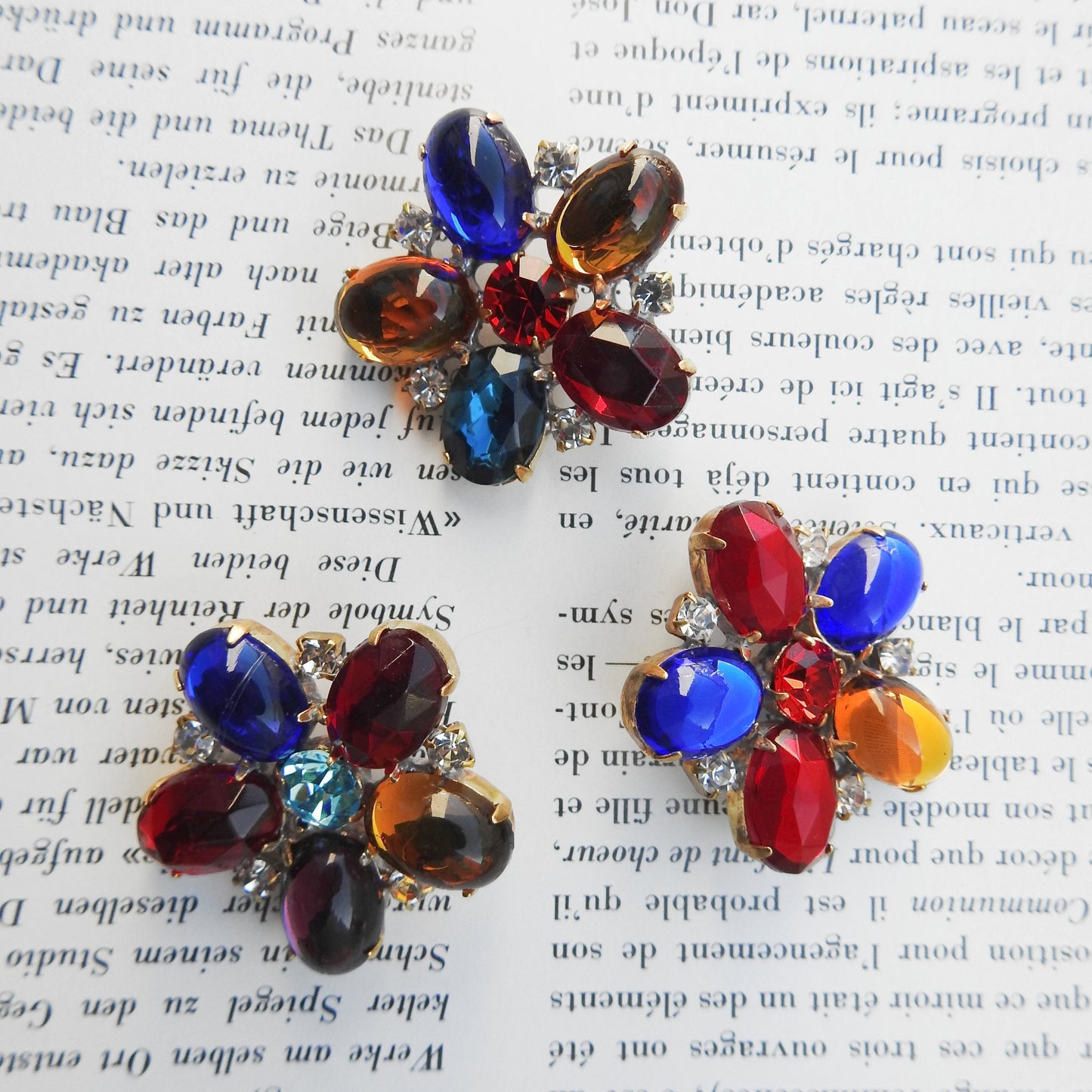 Set of 3 colorful Jewelled Buttons