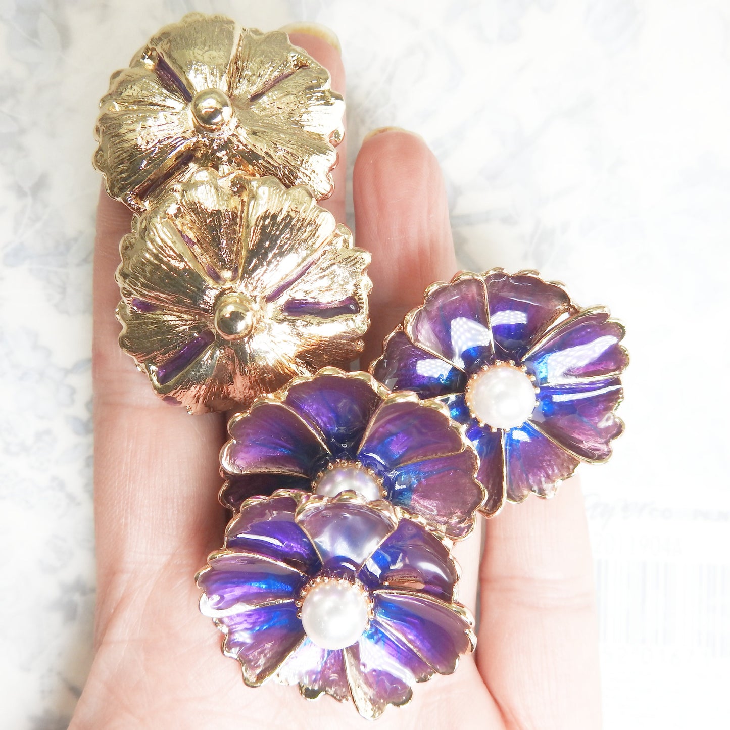 Large Purple Flower Snap Buttons