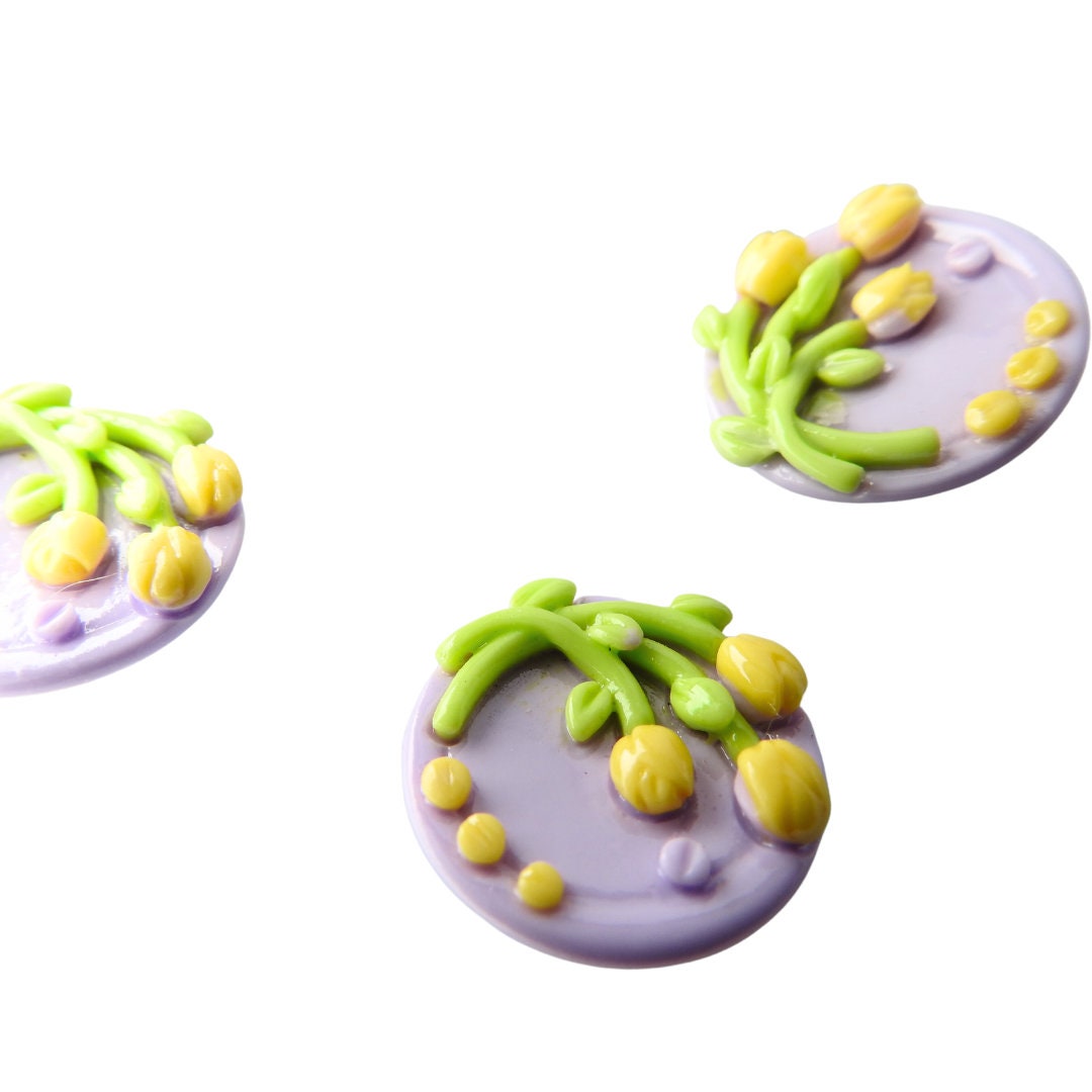 Decorative Round purple flower buttons