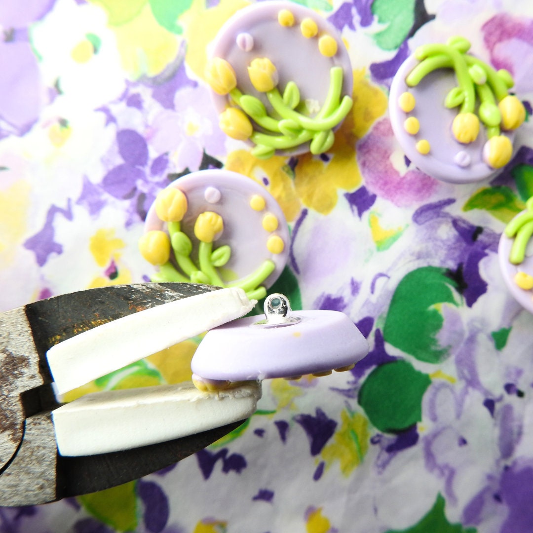 Decorative Round purple flower buttons