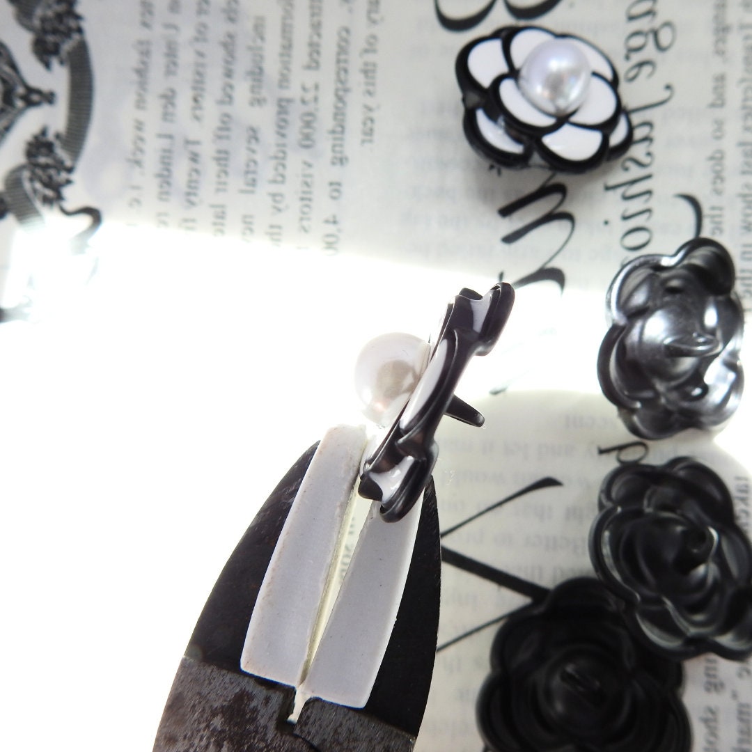 best place to buy fancy buttons