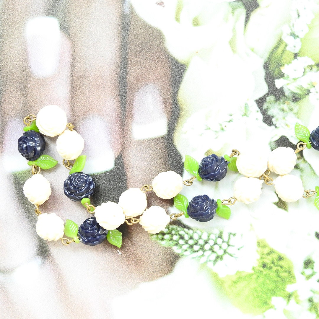 Vintage Rose Bead Necklace