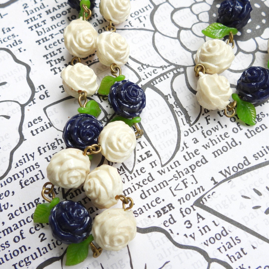 Vintage Rose Bead Necklace