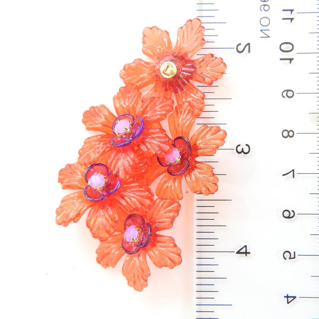 Red Purple Flower Shaped Buttons