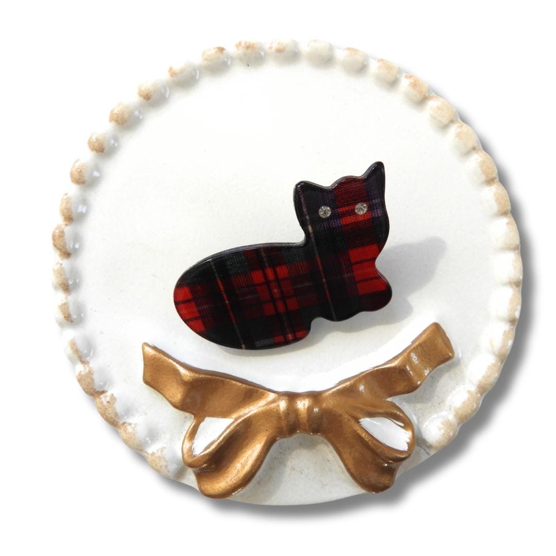 Vintage black red cat brooch - Checkered design Cute animal brooch - Fun shaped ''gingham'' jewelry gift for wife, grandma, mum