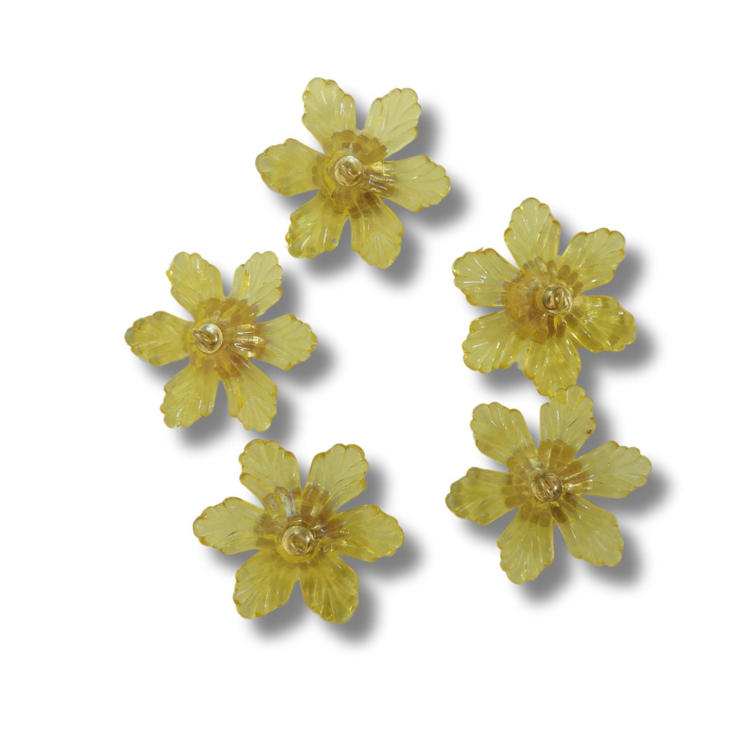 Set of 5 Fancy Flower Buttons in Purple & Lemon Yellow – 30 mm