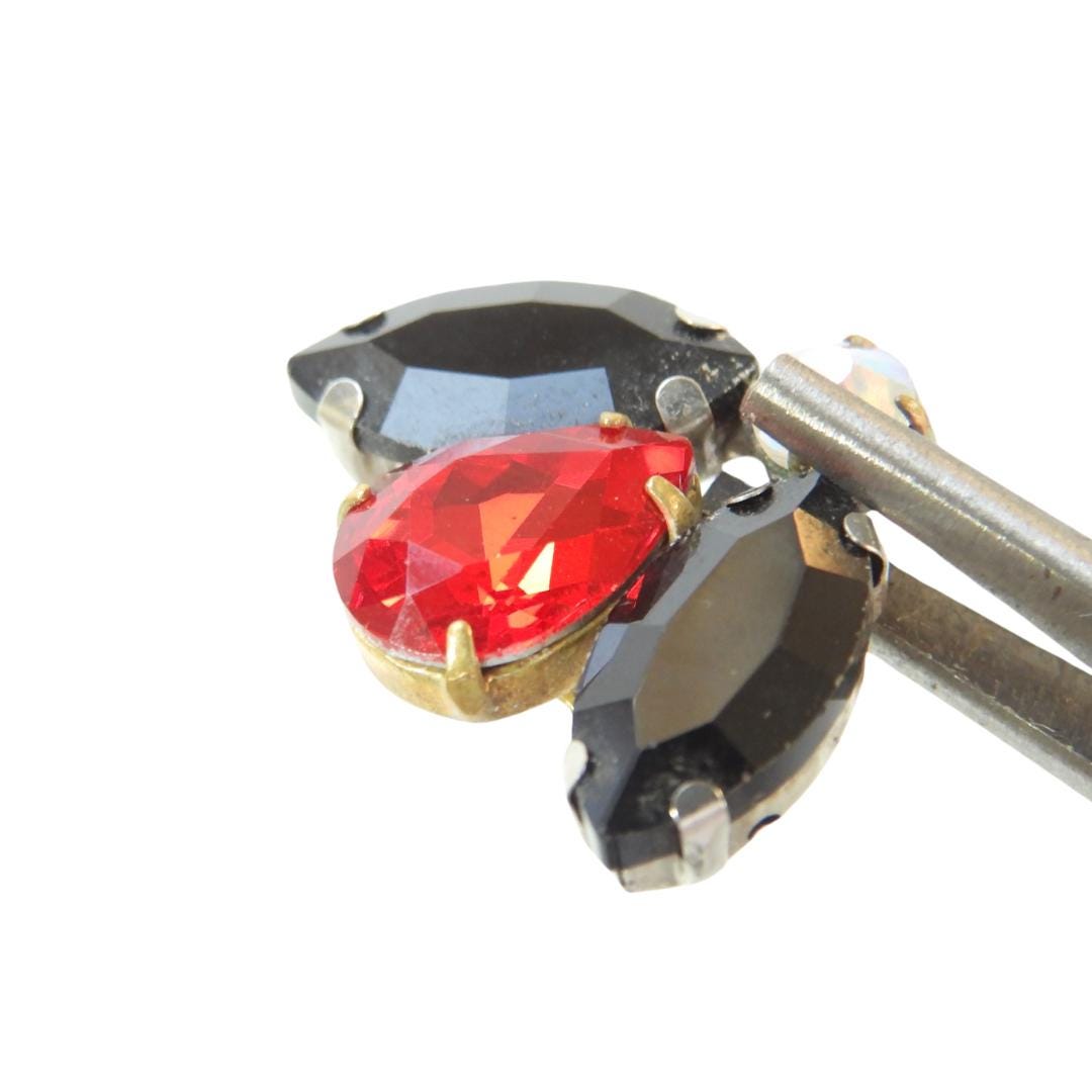 Jeweled Bee Button for Decorating – Sparkly Red & Black Crystal Button with Shank for Coats