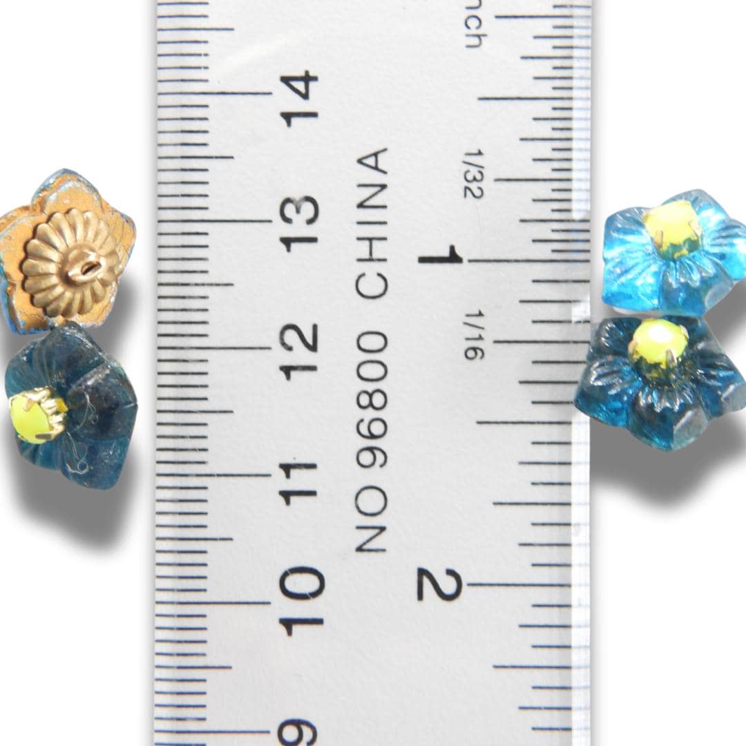 Teal Blue Vintage Flower Buttons with Yellow Center – Set of 4 for Sewing