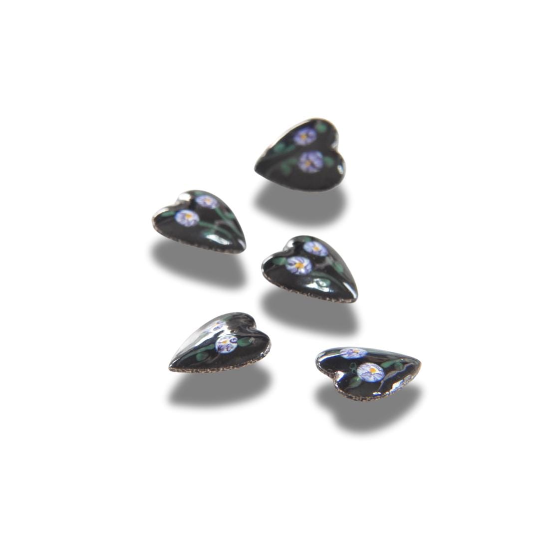Set of 5 Vintage Heart-Shaped Buttons – Black Enamel with Floral Design – Retro Sewing Embellishments or Jewelry Charms – 10mm