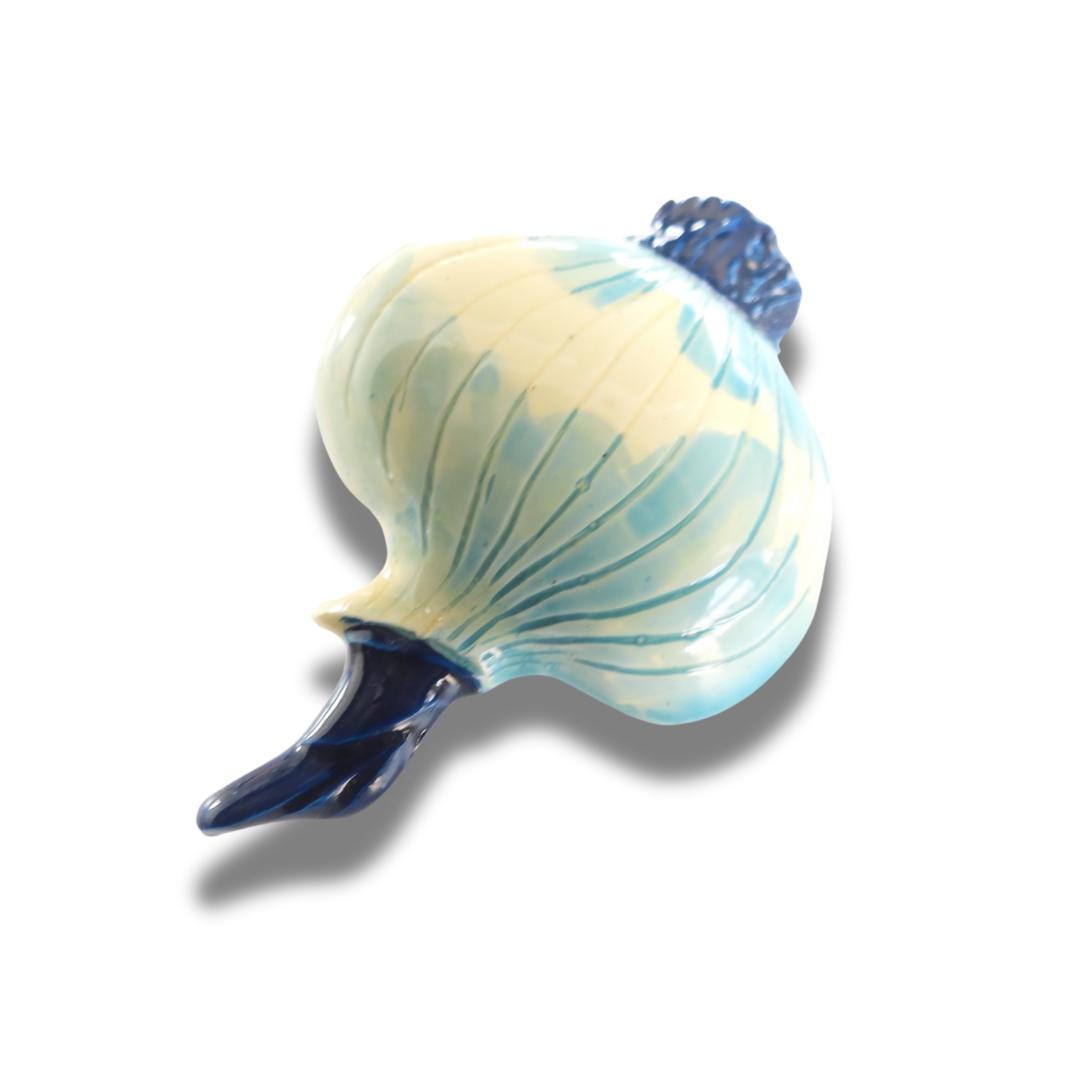 Vintage Onion-Shaped Hand-Painted Brooch – Light Blue, Navy & Beige - 40 mm - Gift for mum, grandmother, wife - Fun Timeless Jewellery