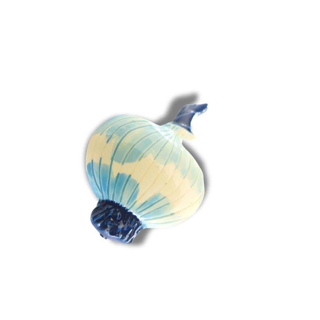 Vintage Onion-Shaped Hand-Painted Brooch – Light Blue, Navy & Beige - 40 mm - Gift for mum, grandmother, wife - Fun Timeless Jewellery