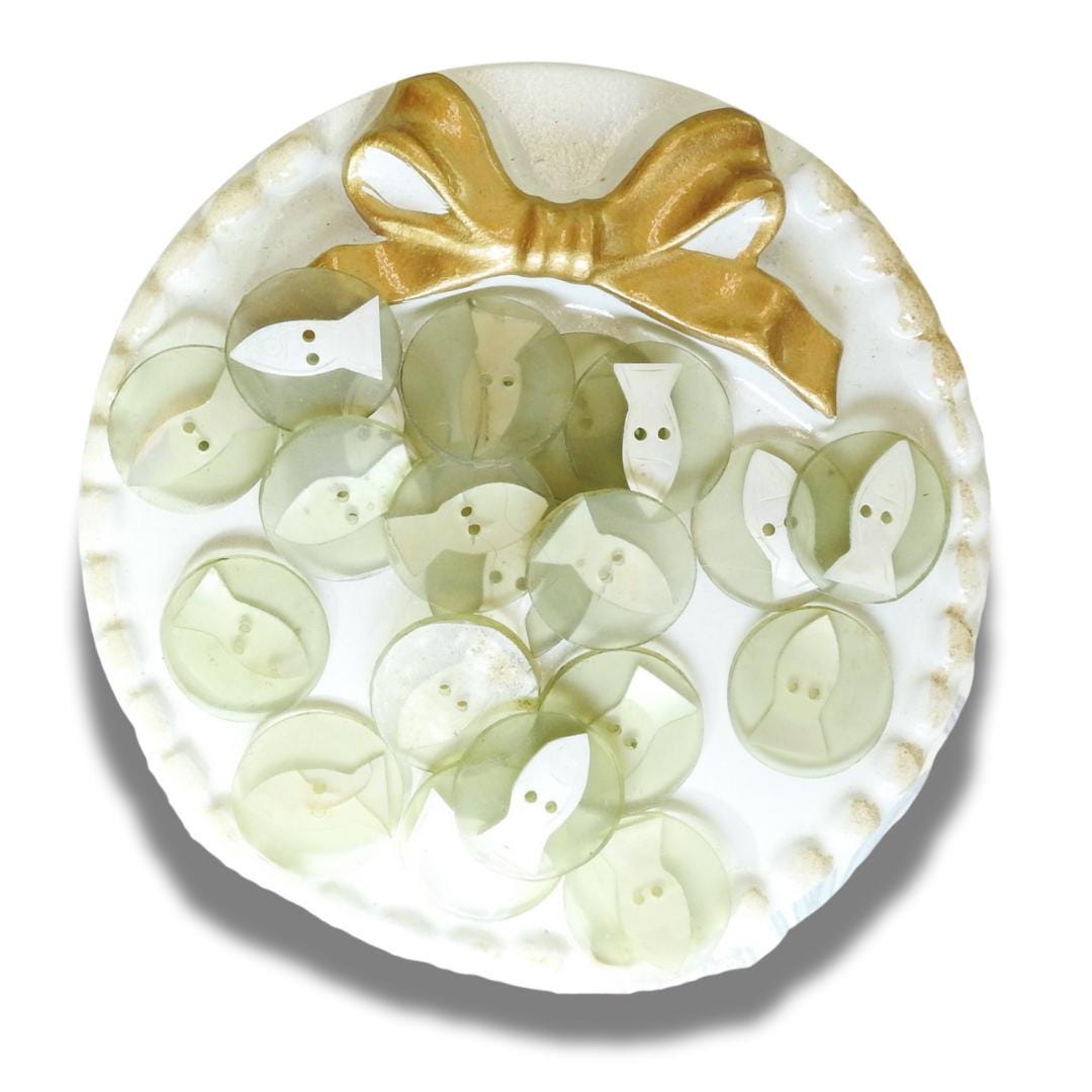 Lot of 50 Sage Green Fish Buttons – Hand-Carved Shell and Resin for Boho Crafts