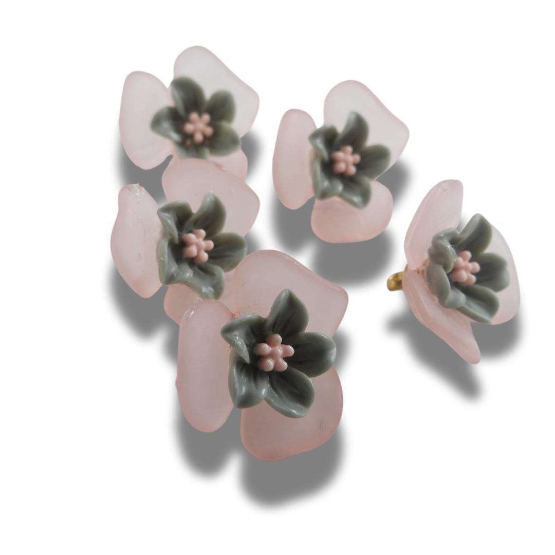 Pink Flower Shaped Buttons – Decorative and Fancy Fasteners with Metal Shank for Sewing, Crafting, jewelry or DIY Projects - Set of 5, 20 mm