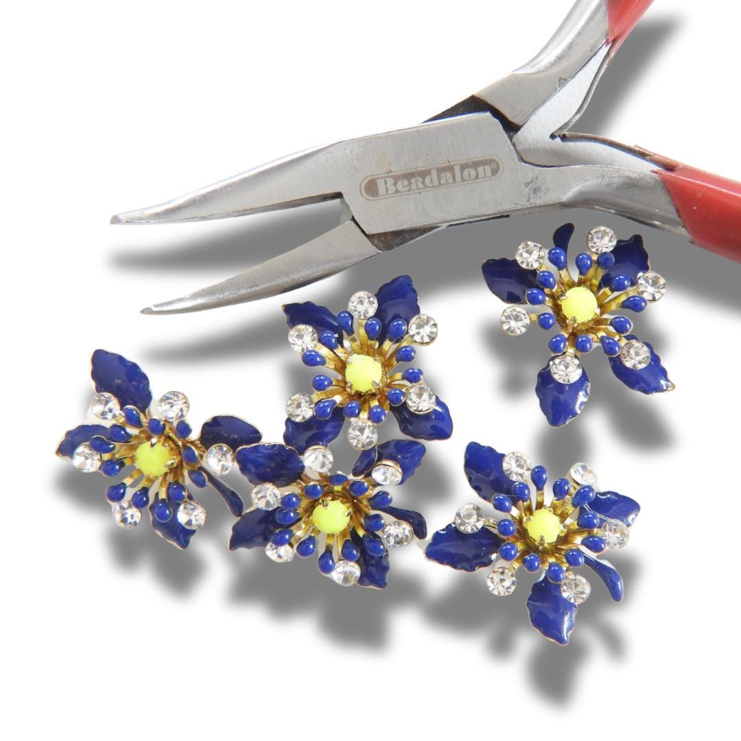 Navy blue flower buttons with yellow rhinestones. Set of 5, 20 mm, Glossy finish, made in Canada, with shank back. For sewing and decorating