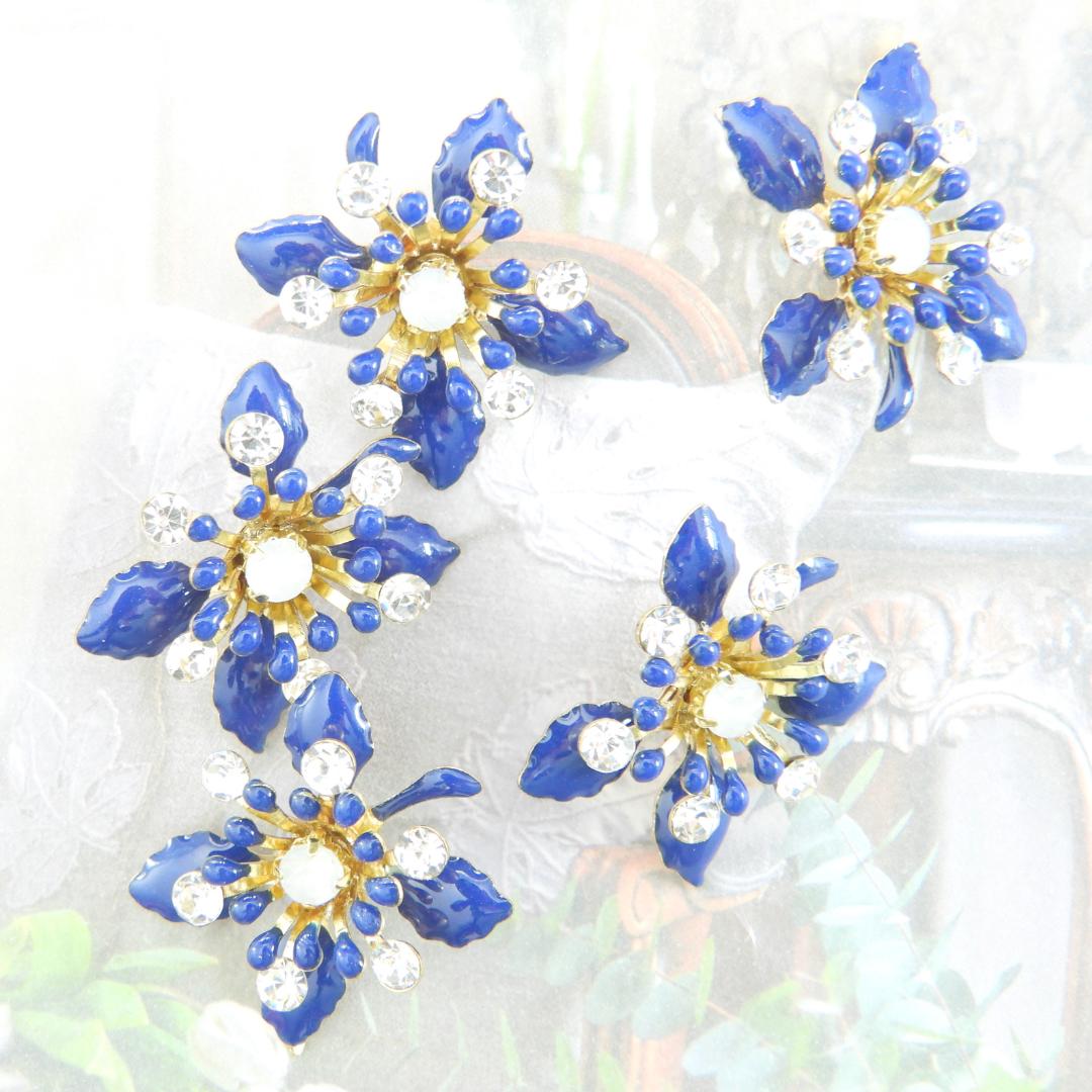 Navy blue flower buttons with rhinestones. Glossy metal finish, Set of 5, 20 mm, handmade, with shank back—perfect for sewing and decorating