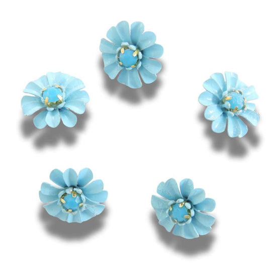 Blue daisy-shaped buttons for summer crafts & jewelry. Add floral flair to sundresses, hats or totes. Set of 5, 13mm, shank back
