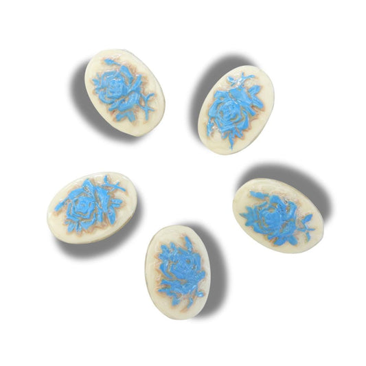Vintage-inspired set of 5 oval cameo buttons with floral design, perfect for sewing, crafts, and jewelry making. Gift-ready for creatives!