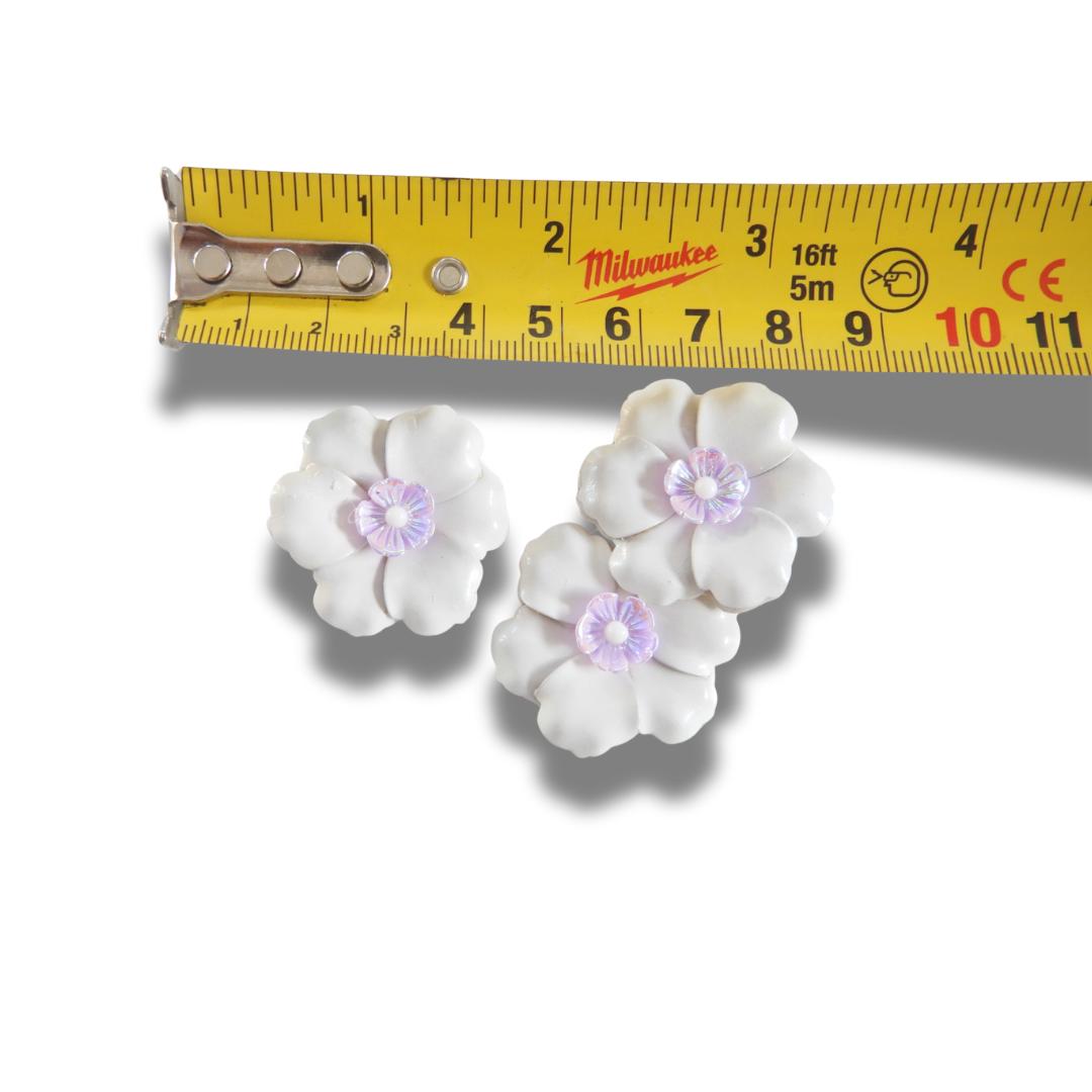 32 mm white flower shank buttons with a pink detail – For coats, crafts & bridal sewing. Handmade in Canada and vintage-inspired, set of 3