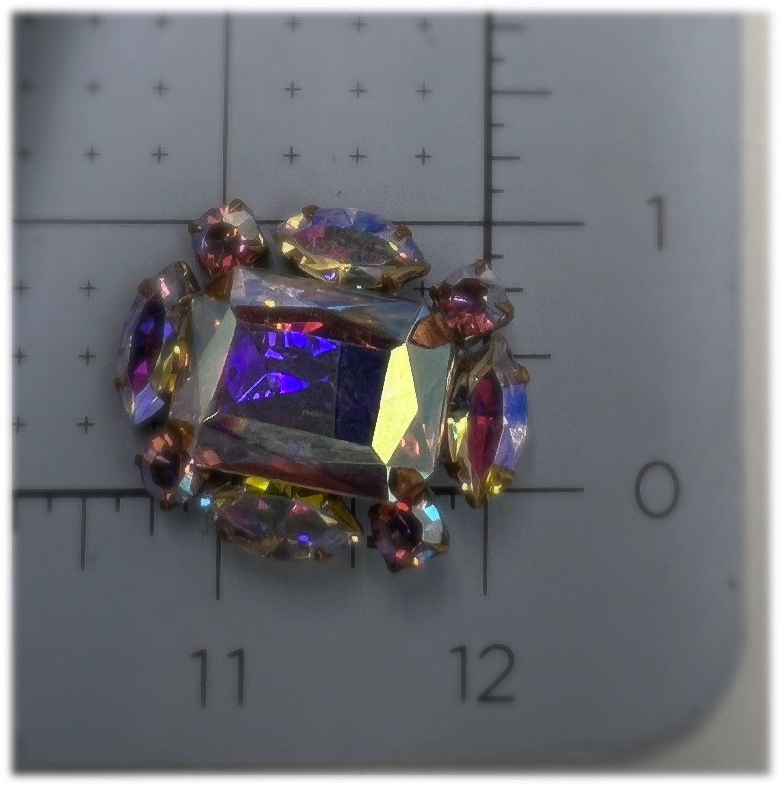 opalescent button