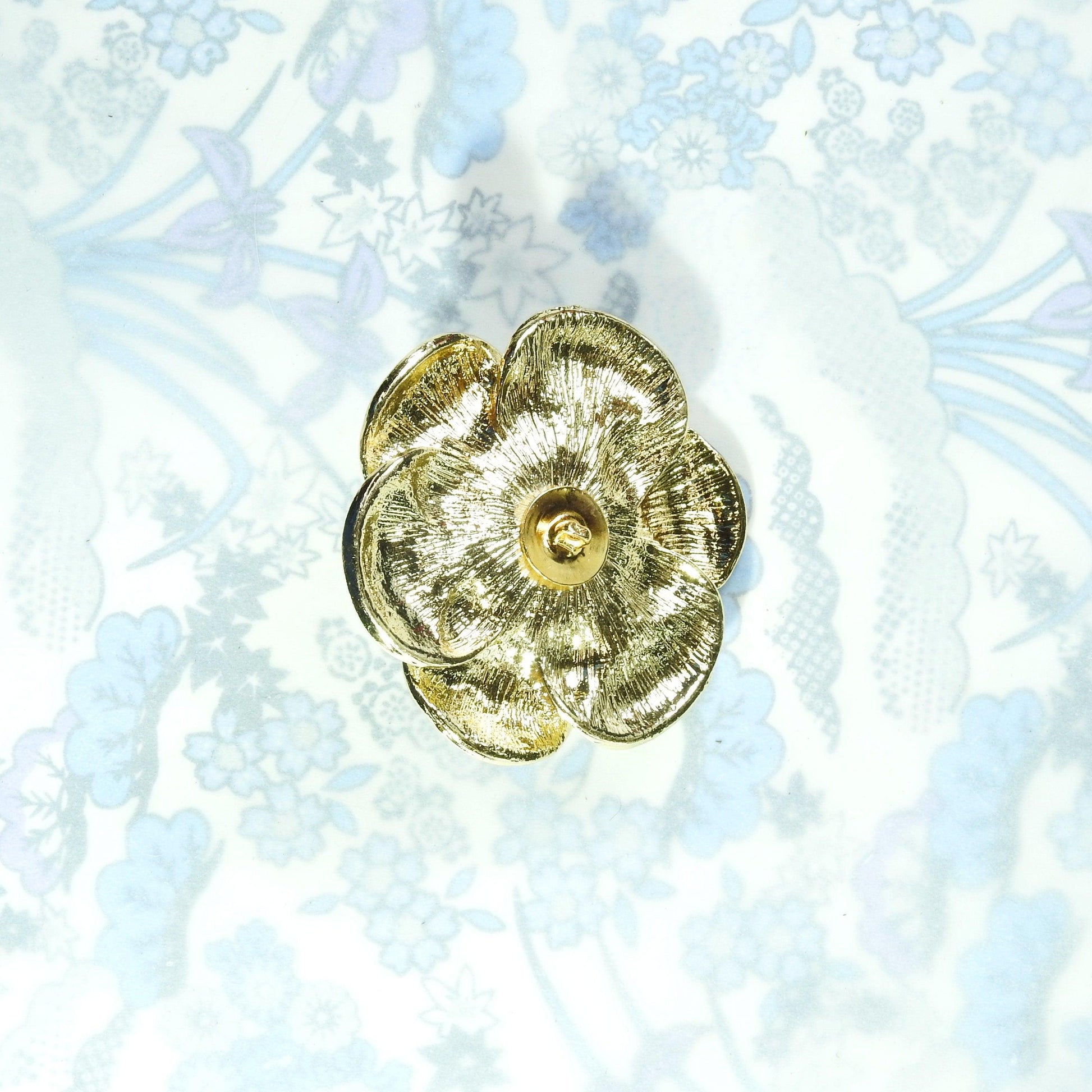 fancy buttons for fancy suits
