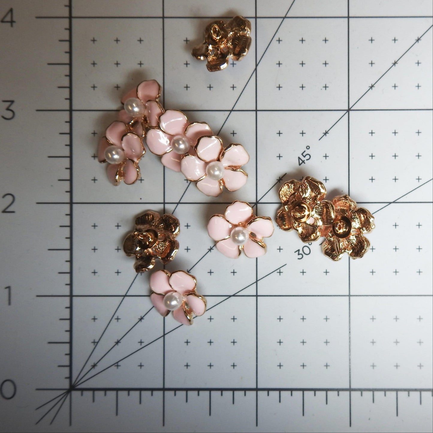 flower shaped buttons