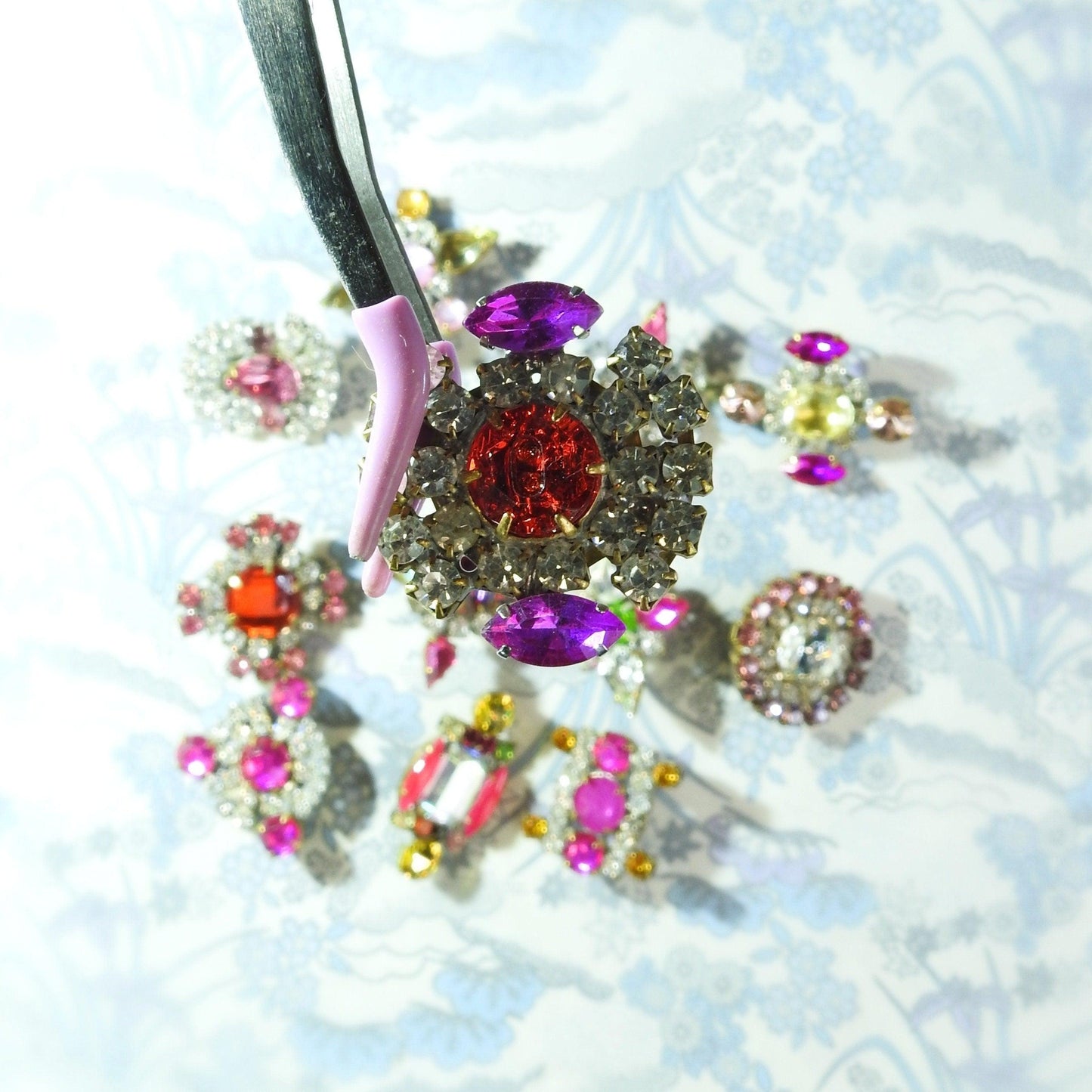 Pink rhinestone glass buttons with shank for jewelry; sewing on knitted garments, crochet projects, leather belts, fancy dresses. Lot of 12