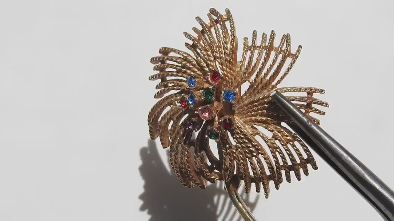 Vintage Sarah Coventry Brooch – Elegant 1960s Floral Pin