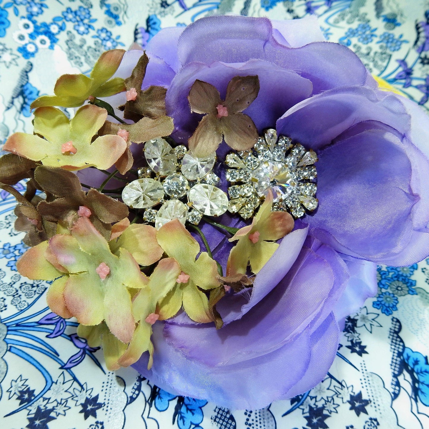 Purple flower brooch, very large summer brooch, jewelry accessories for mom, pastel violet wedding brooch | 5'' - 12 cm