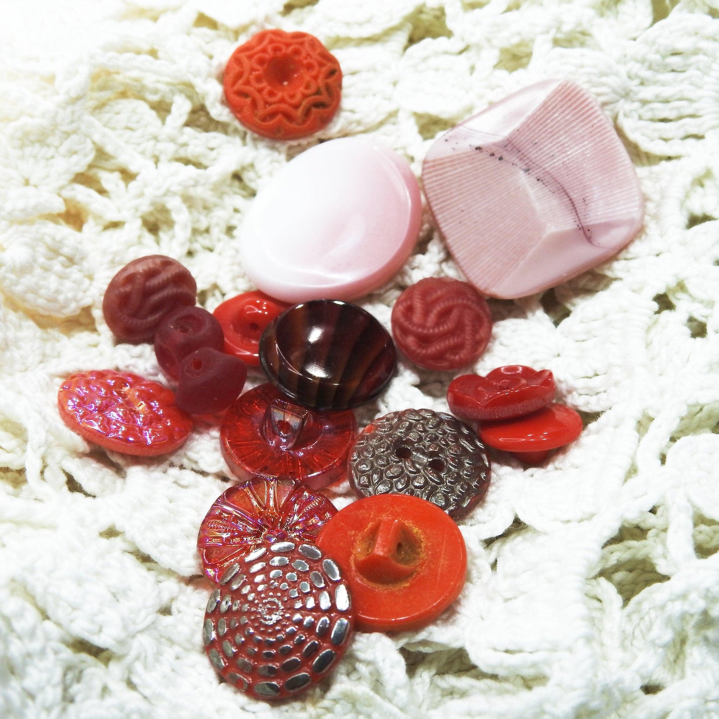 buy vintage buttons online