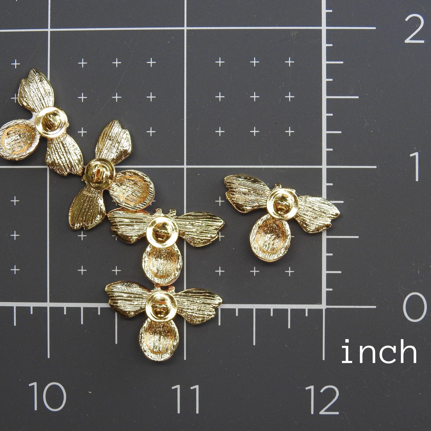 bee buttons for crafts