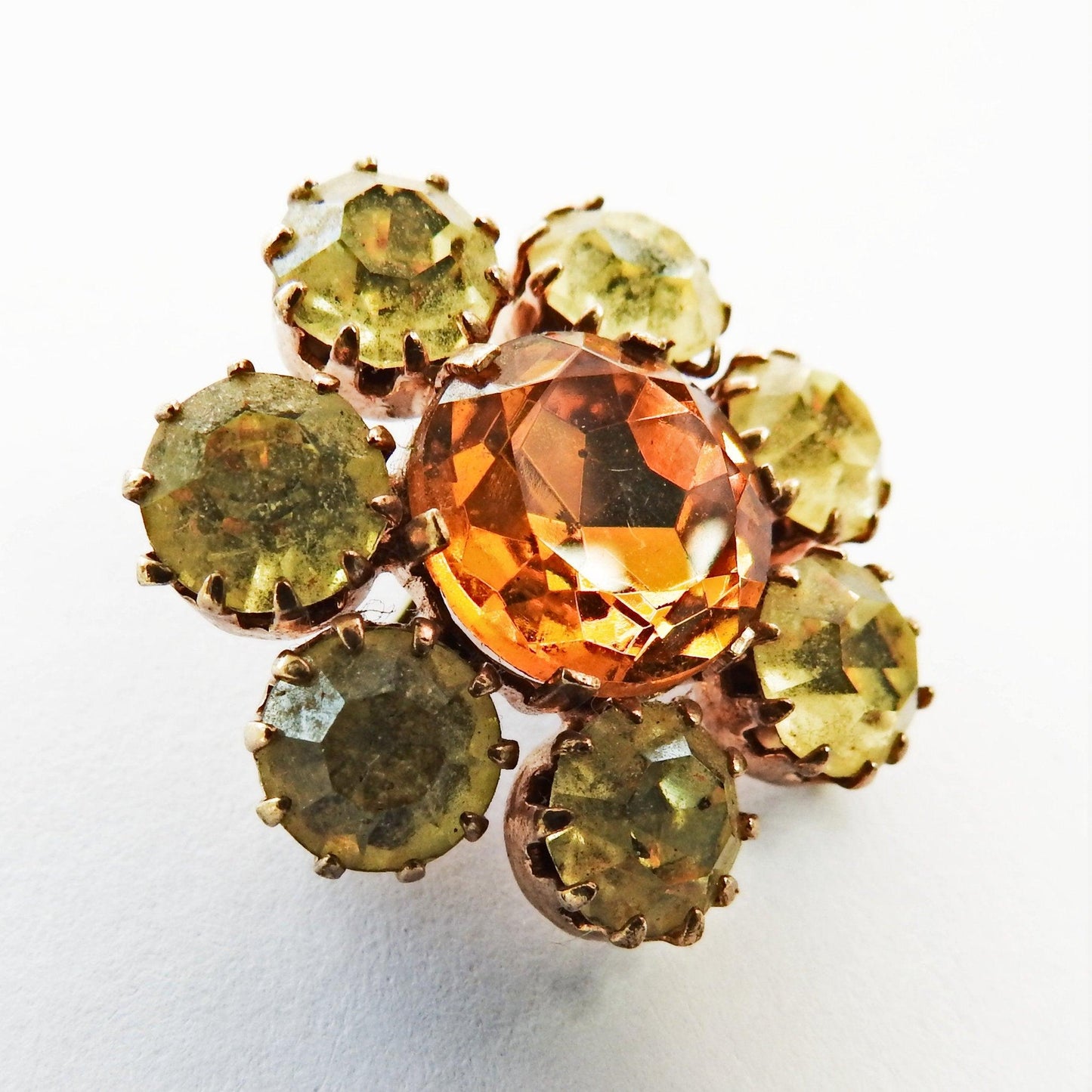Vintage crystal flower broach pin, summer jewelry idea, small brooch for women, vintage rhinestone brooch