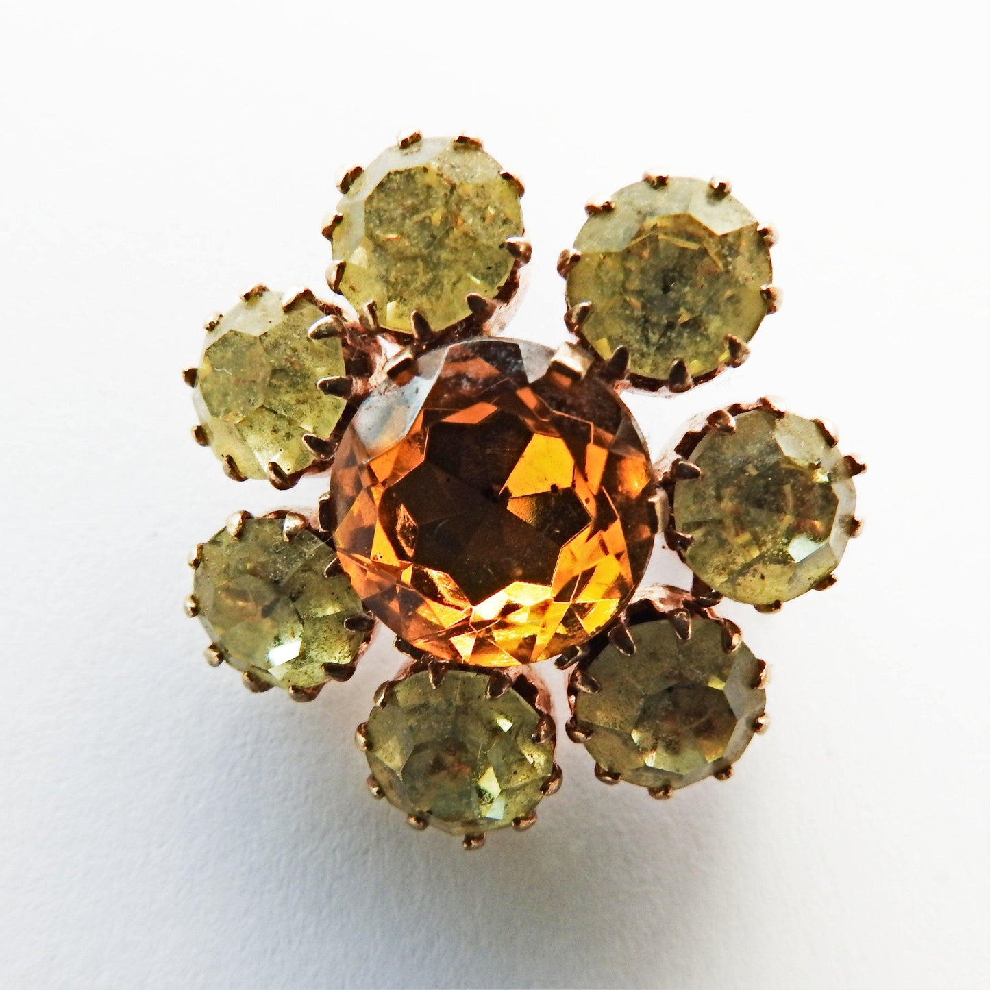 Vintage crystal flower broach pin, summer jewelry idea, small brooch for women, vintage rhinestone brooch