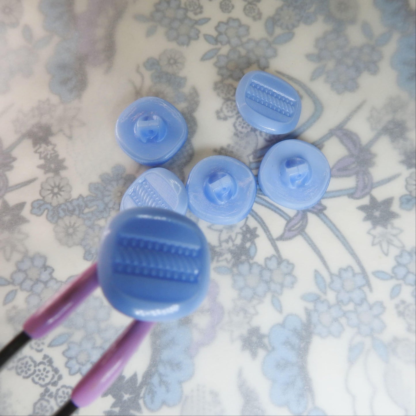 where to buy buttons for clothes