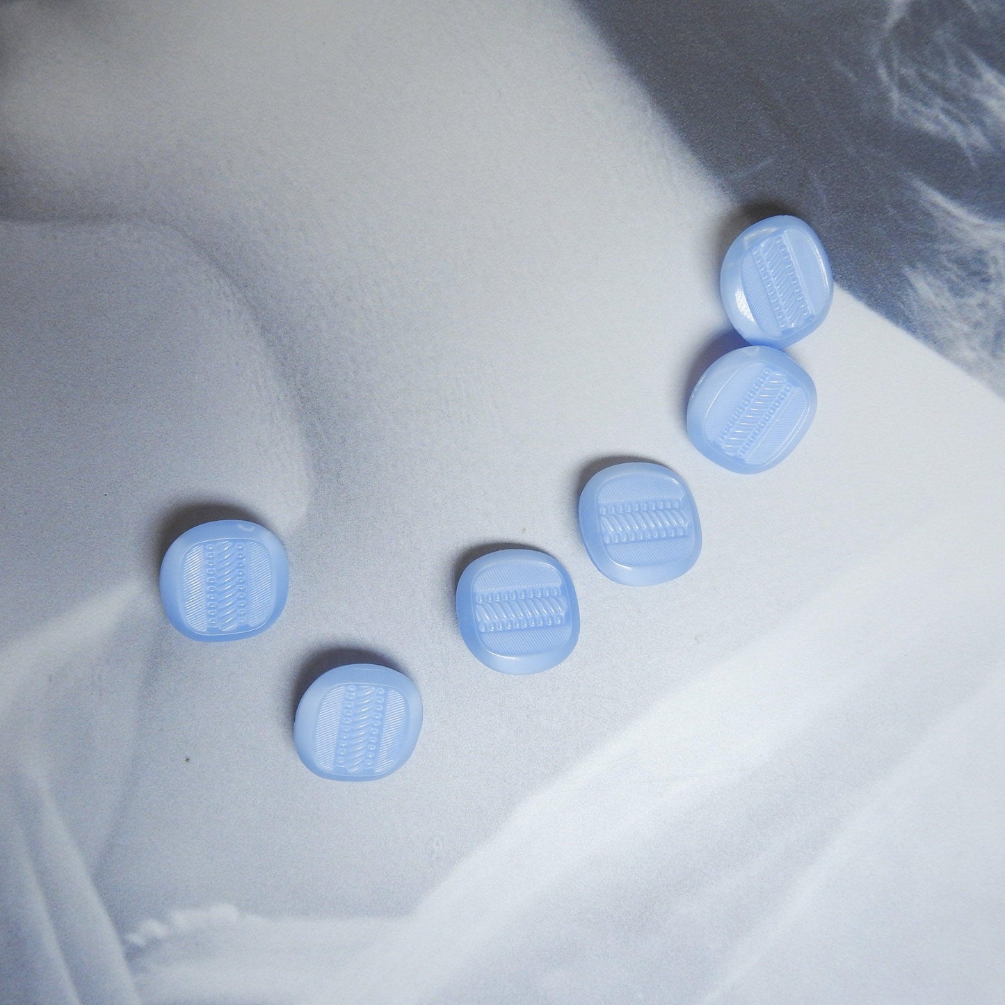 where to buy buttons
