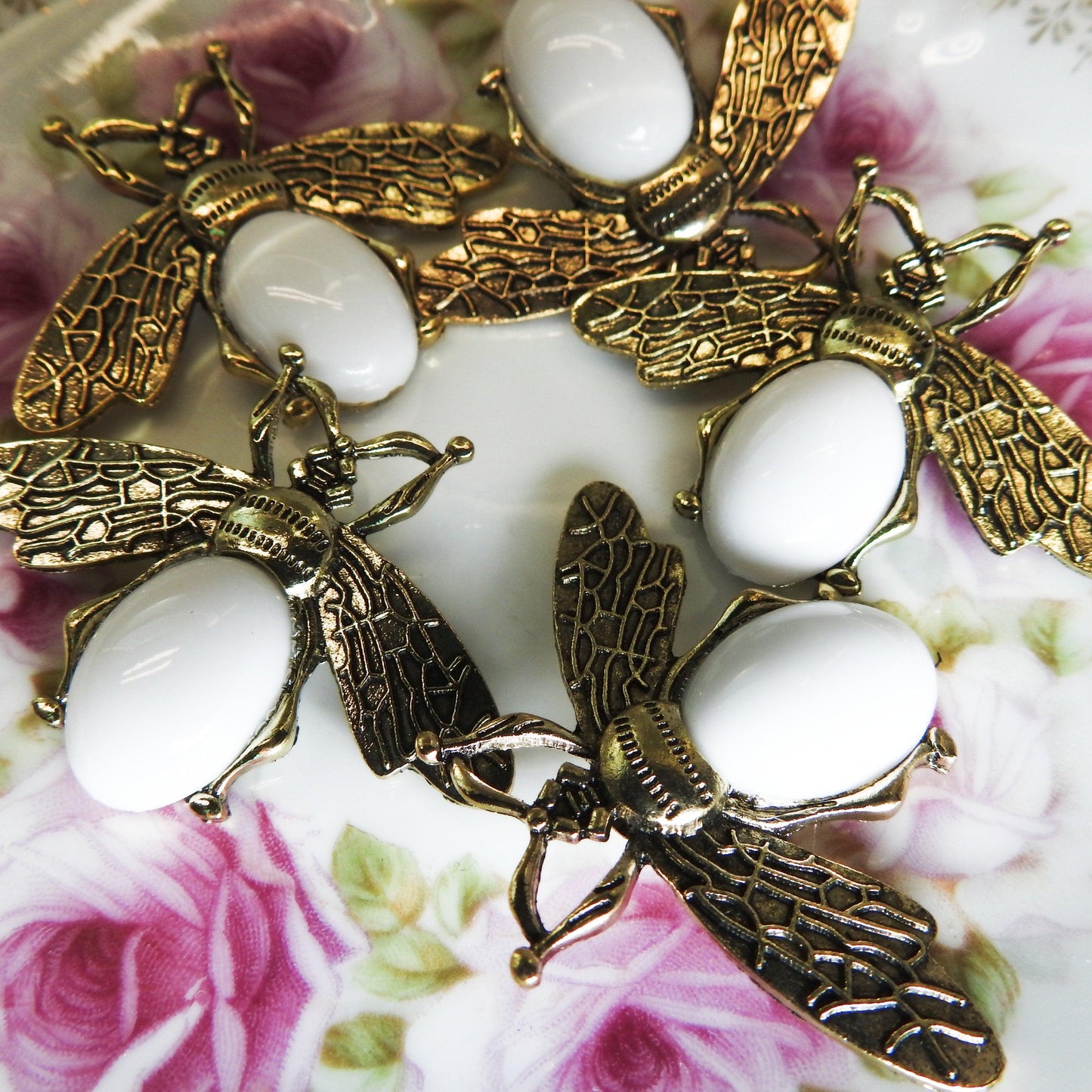 metal bee buttons
