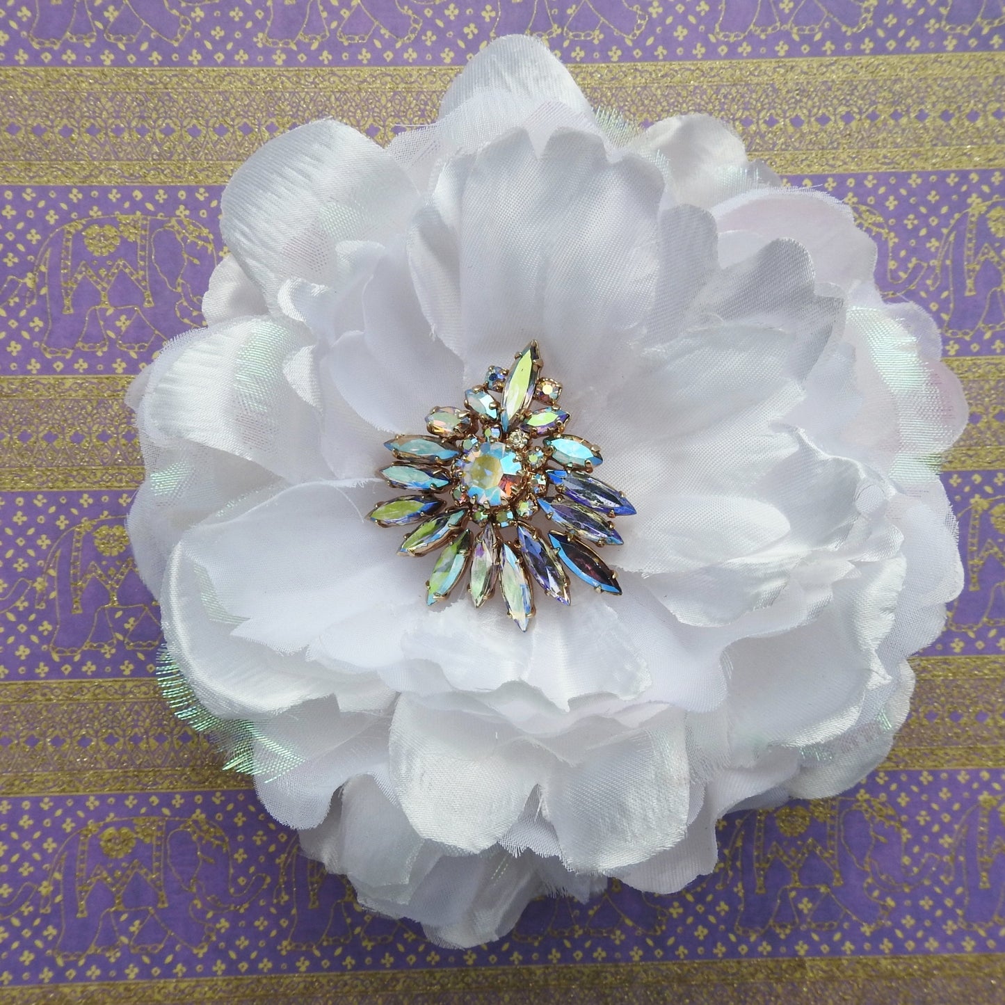 Vintage aurora borealis brooch