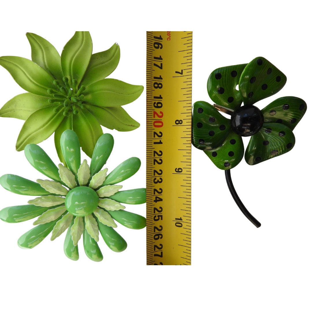 vintage metal flower brooches