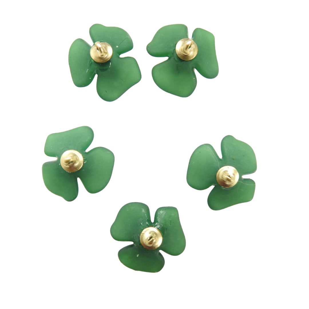 Green flower shape button, handmade, for sewing on cute DIY projects, crafts, decorations for curtains and clothes. Lot of 5, 20 mm.