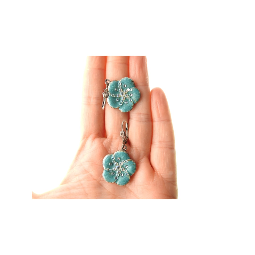 Enchanting 40mm Drop Blue Flower Earrings - A Vintage Boho Statement - Vintage floral dangle earrings - Gift for her