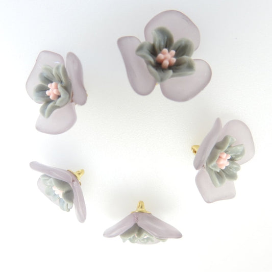 Charming Flower-Shaped Buttons in Pastel Colors - Set of 5