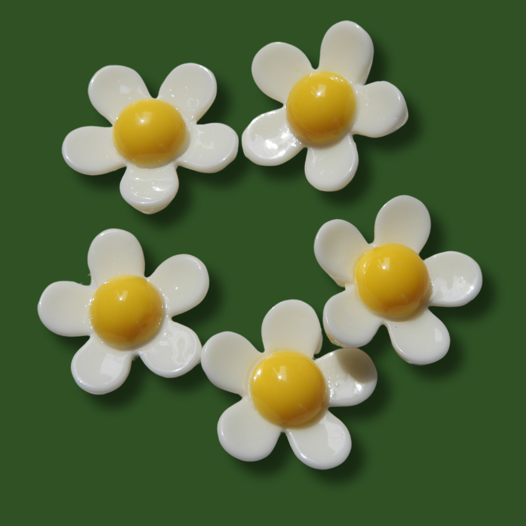 flower shaped buttons