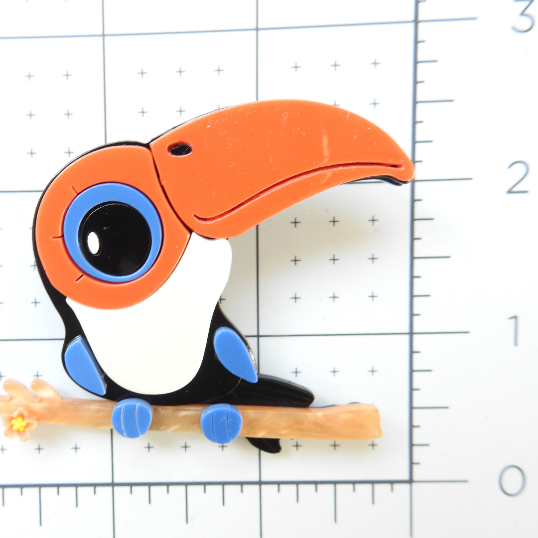 toucan bird brooch